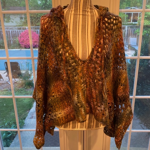 Express Bohemian Sweater Poncho - Picture 6 of 12